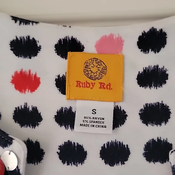 Ladies blouse - Picture 2 of 6